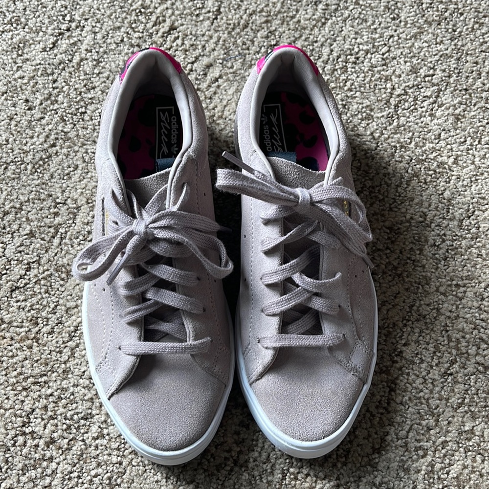 Adidas Sleek